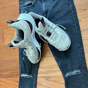 Under Armour Curry Flow 10 Team White Sneakers M10.5 W12‎ Unisex Running Shoes